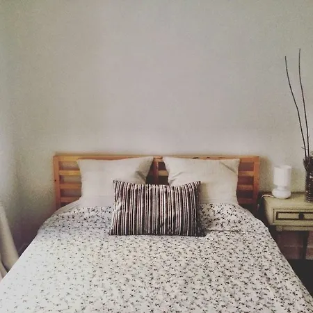 דירה Huge Sunny 4bedroom In Principe Real. *