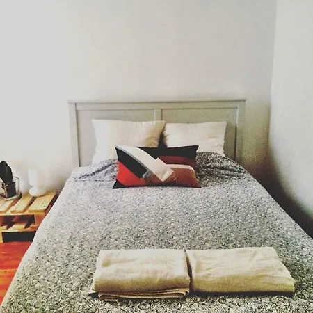 Huge Sunny 4bedroom In Principe Real. ליסבון
